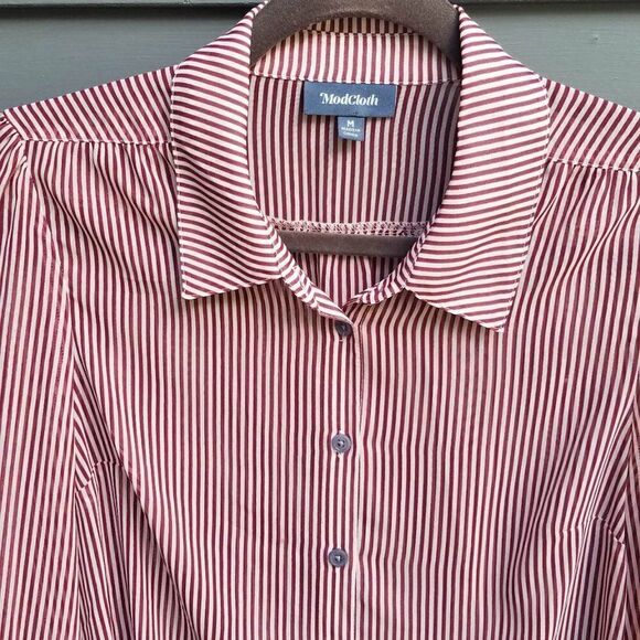 Modcloth Rust Tan Pinstripe Sheer Button Down Shirt Size Medium - Picture 9 of 10
